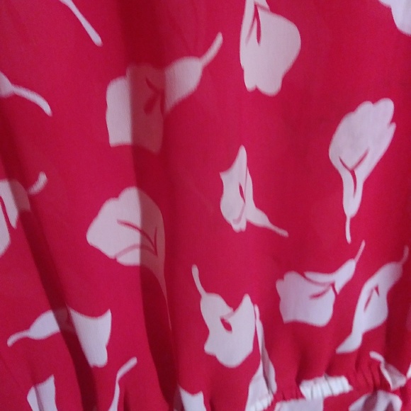 Pretty Joy Gordon red and white dress - Picture 3 of 7